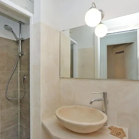 Restart Borghese Apartment